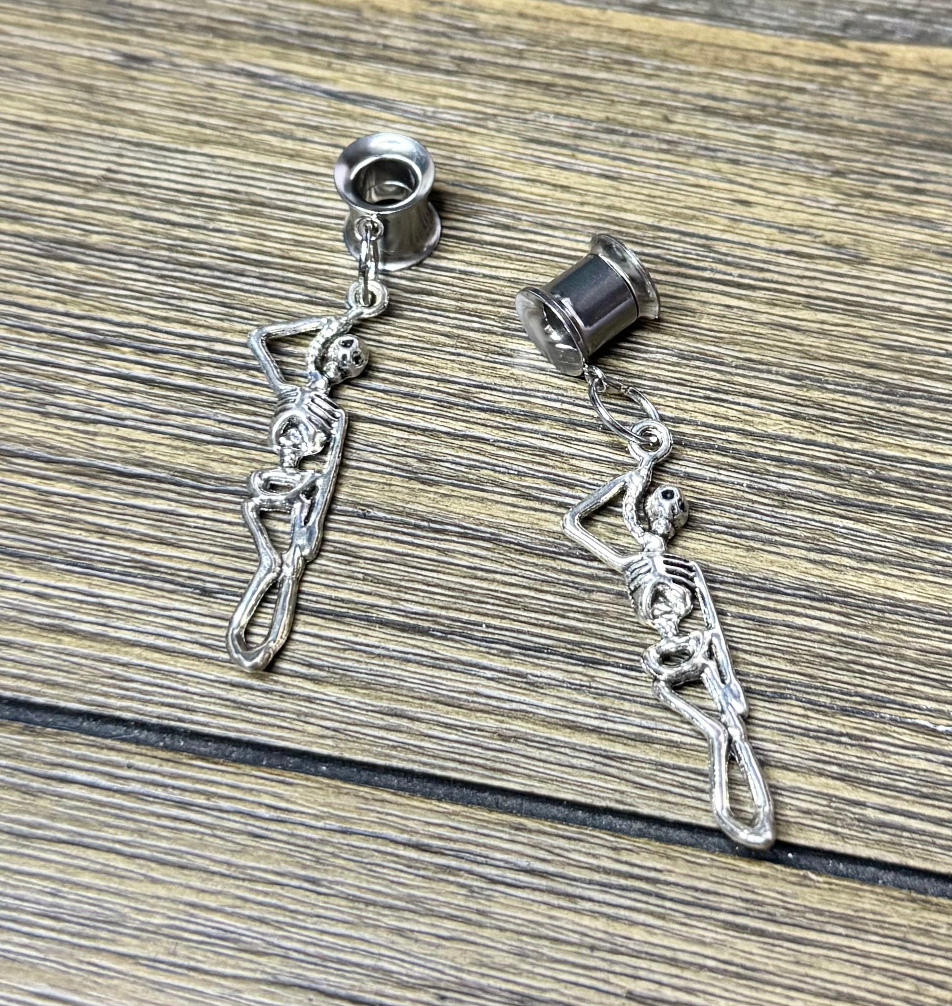 Hanging Skeleton Dangle Ear Tunnels