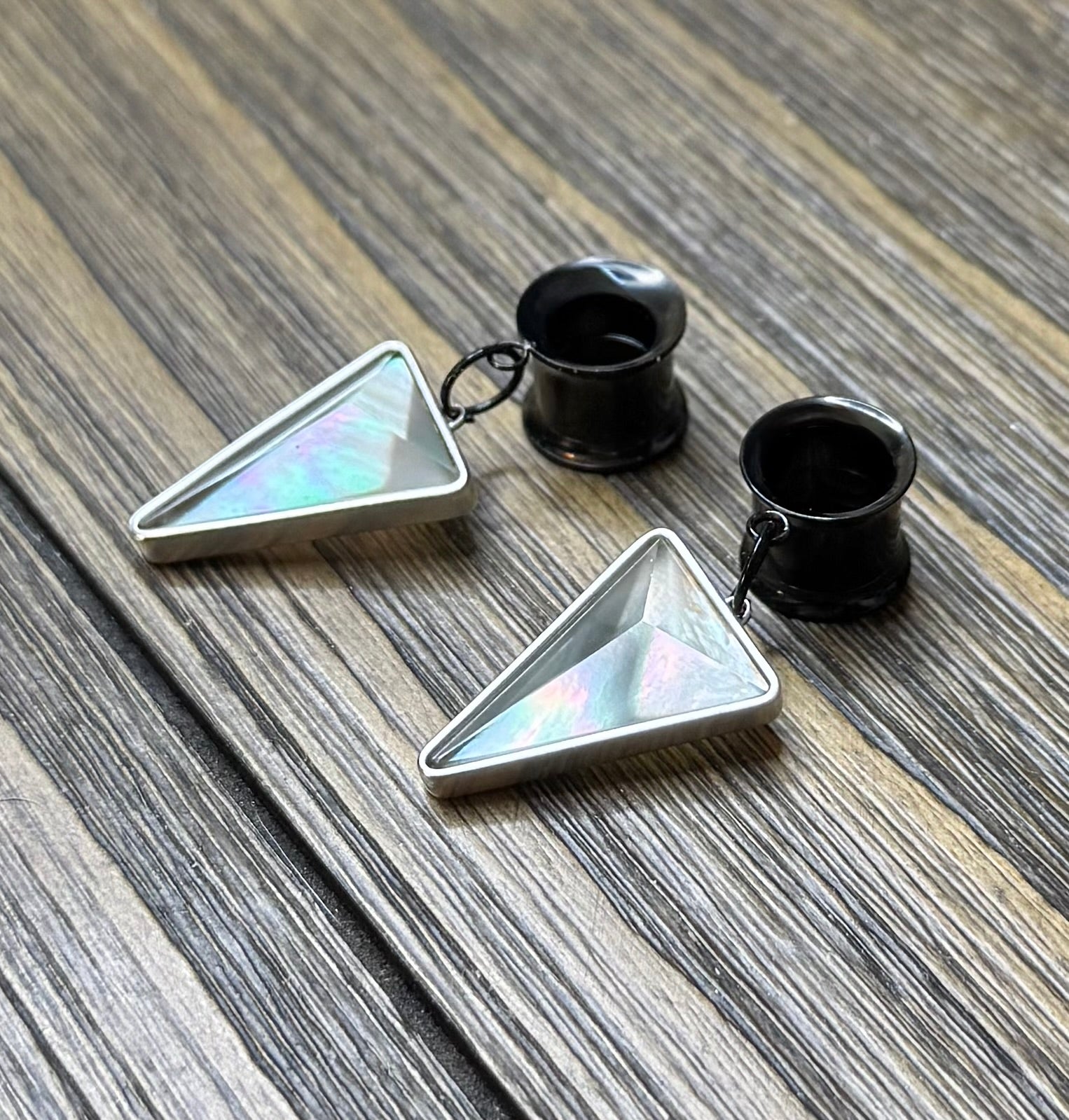 Repurposed Kendra Scott Iridescent Stone Dangle Ear Tunnels