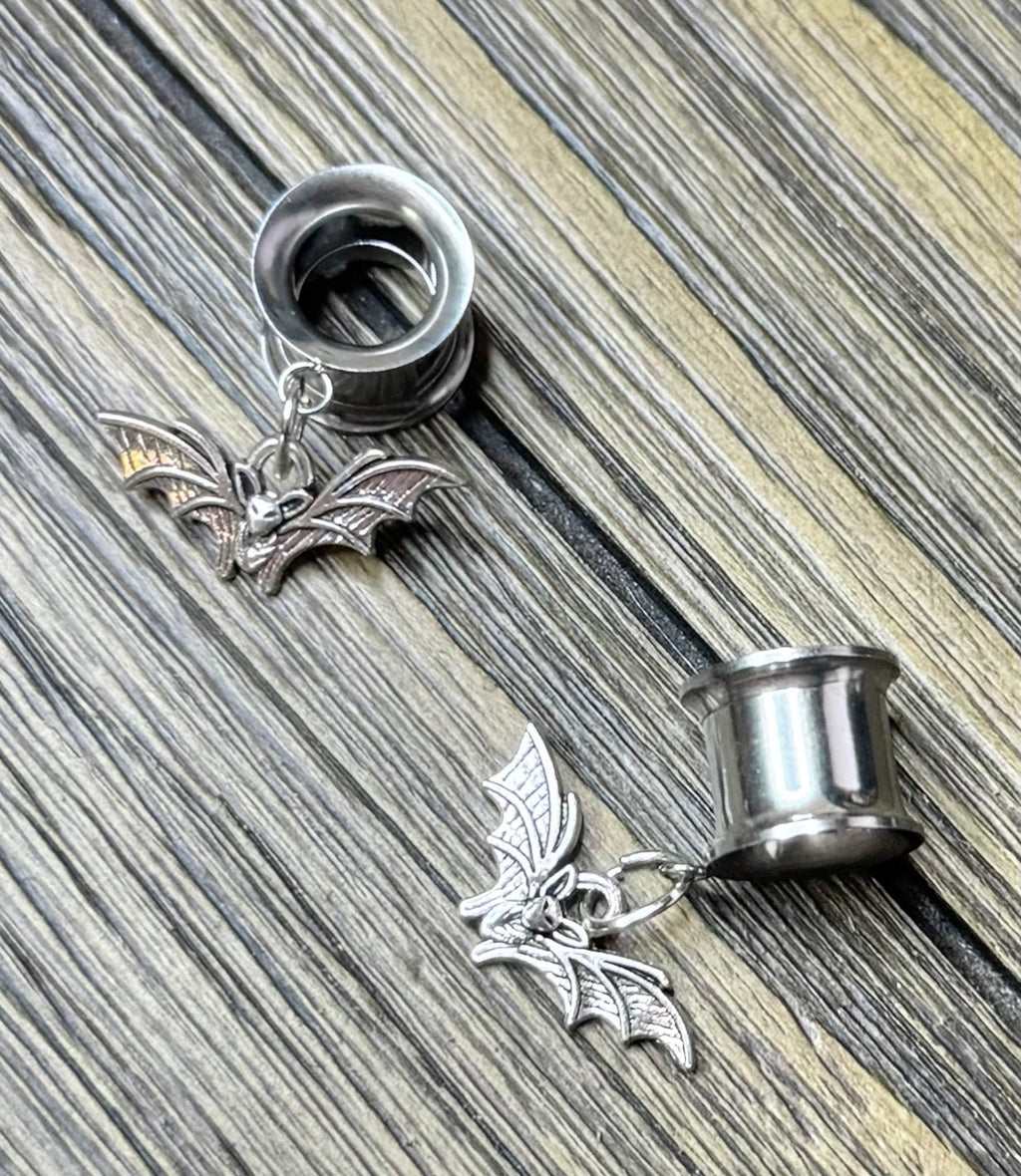 Tiny Bat Dangle Ear Tunnels
