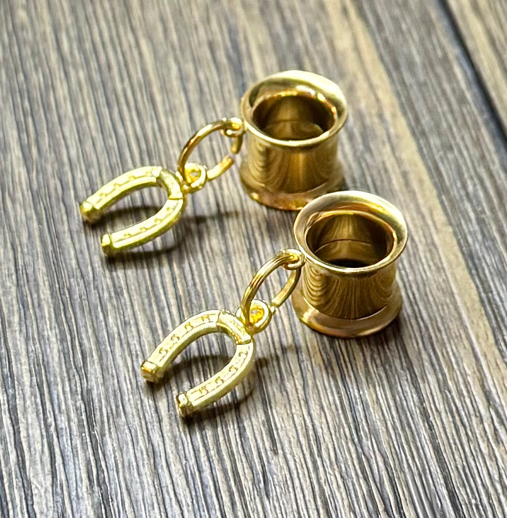 Horseshoe Dangle Ear Tunnels