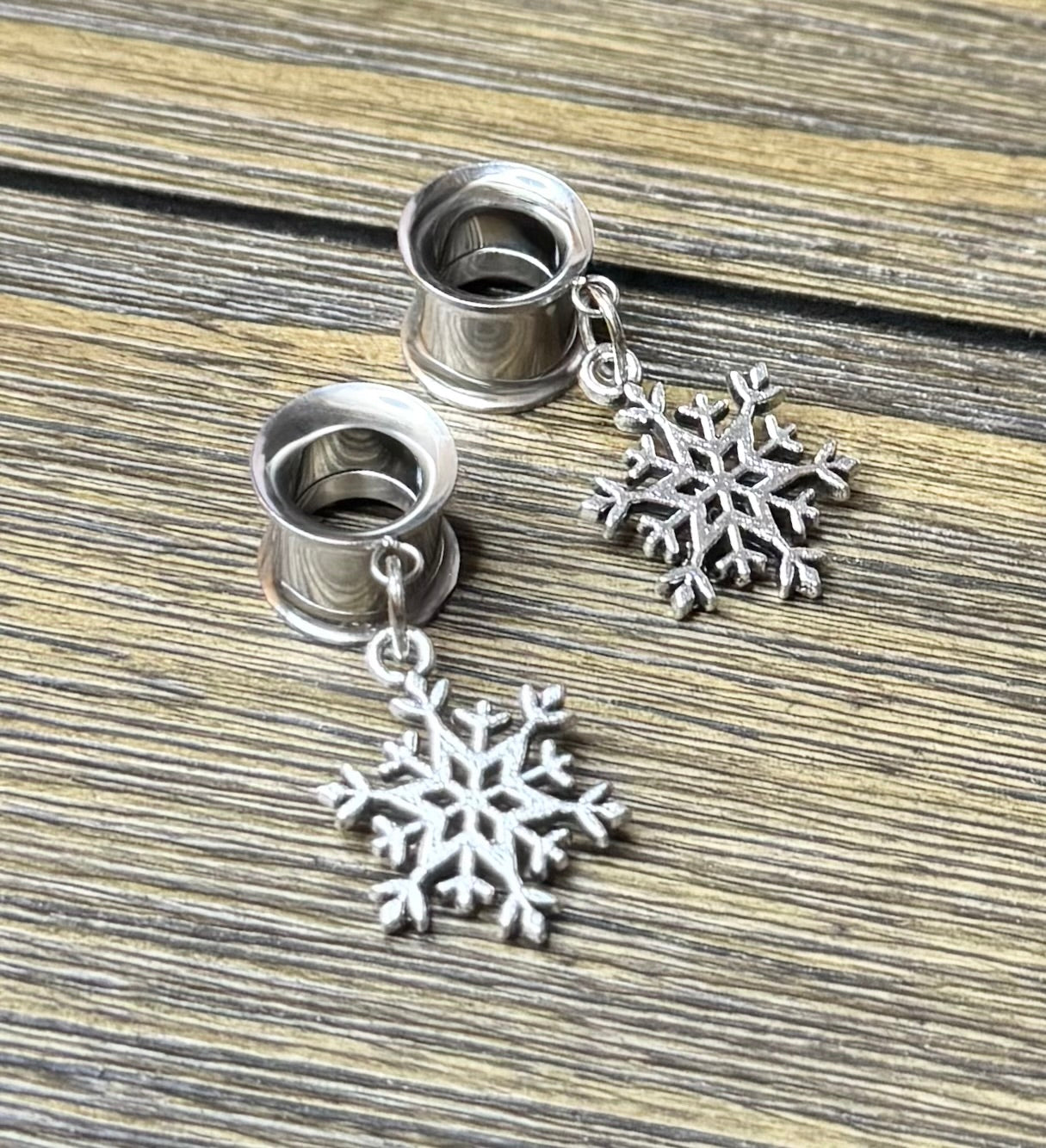 Christmas Snowflake Dangle Ear Tunnels