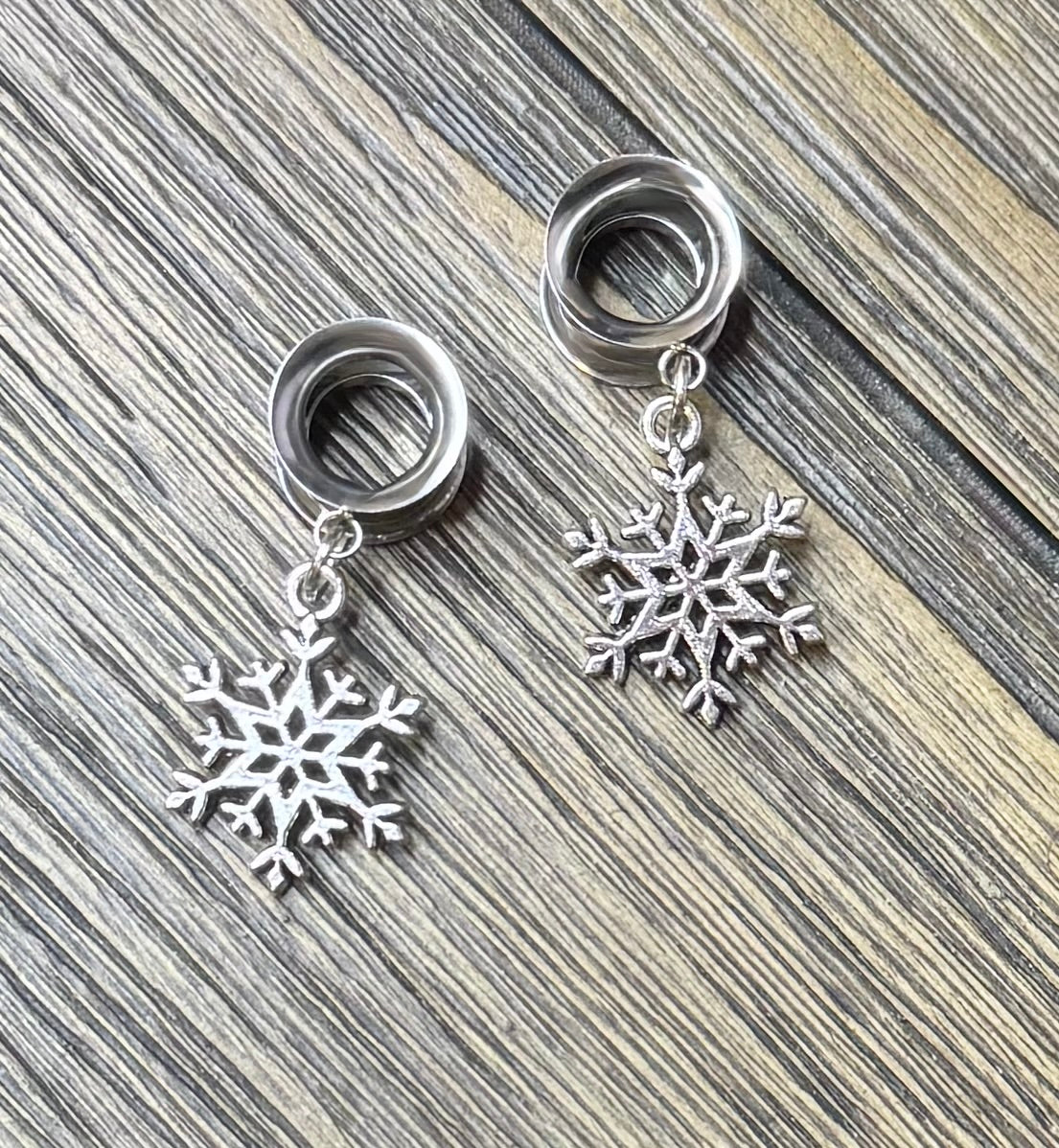 Christmas Snowflake Dangle Ear Tunnels