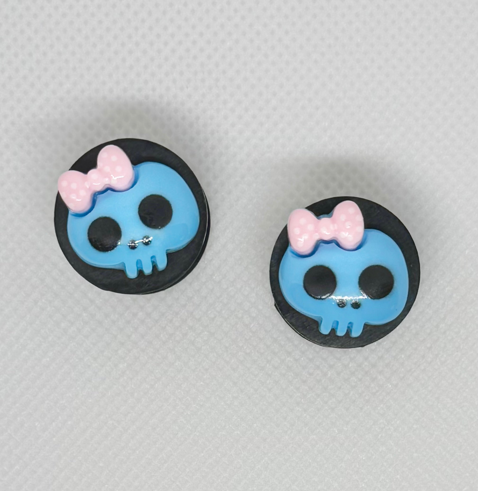 Blue Girlie Skull Ear Plugs