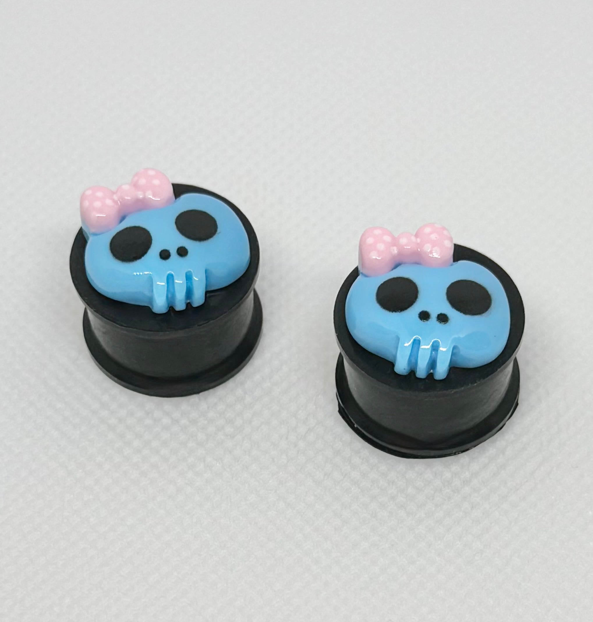 Blue Girlie Skull Ear Plugs