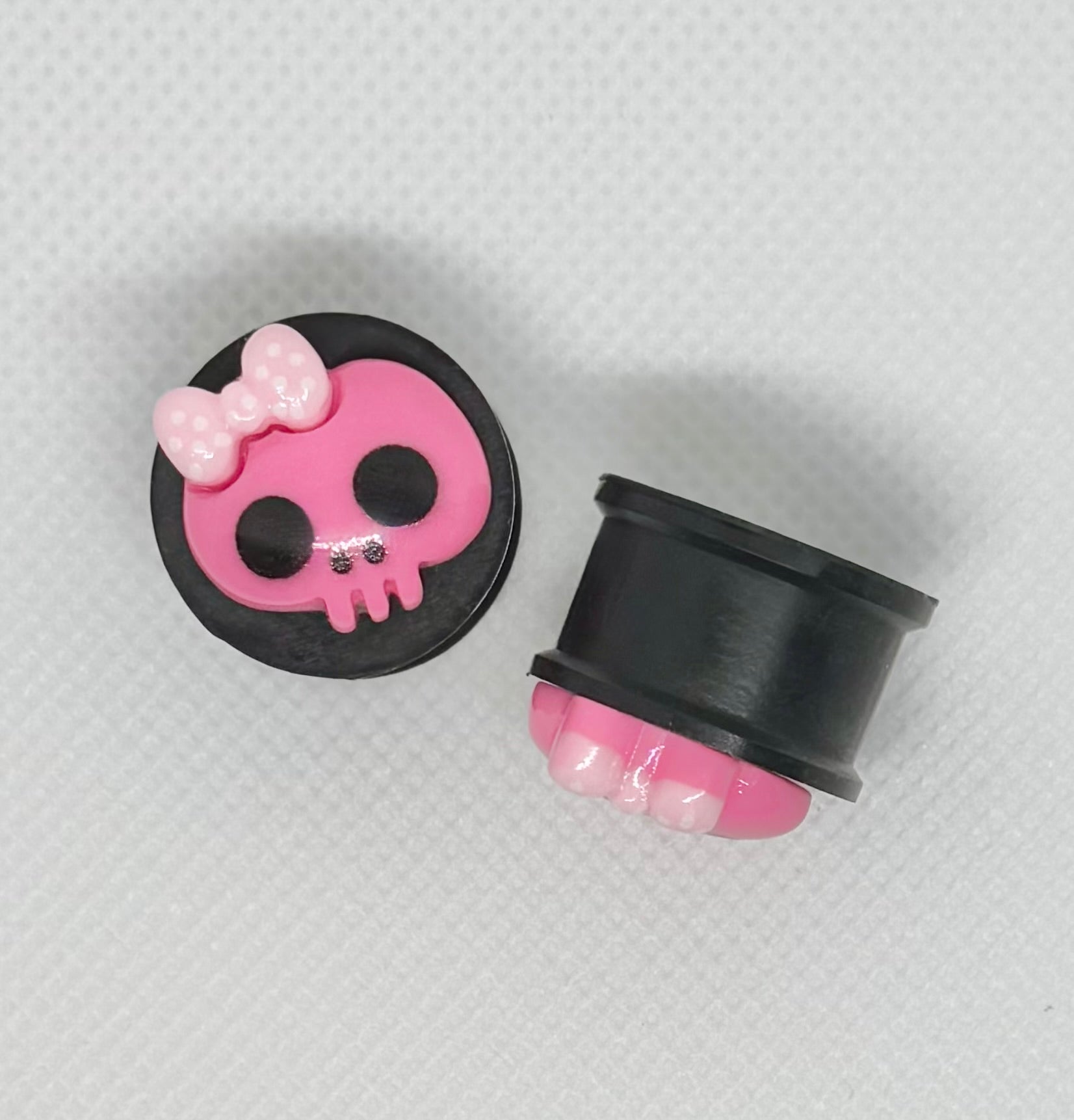 Hot Pink Girlie Skull Ear Plugs