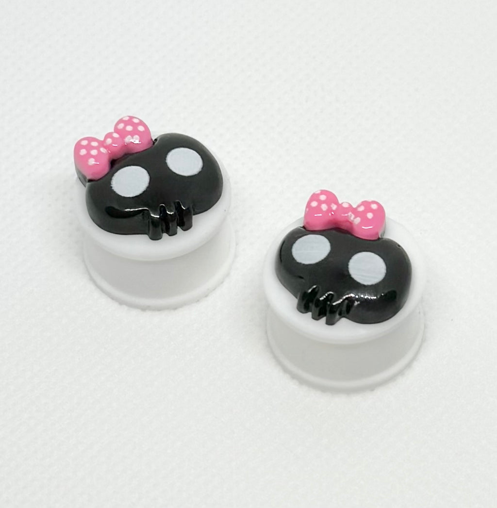 Black Girlie Skull Ear Plugs