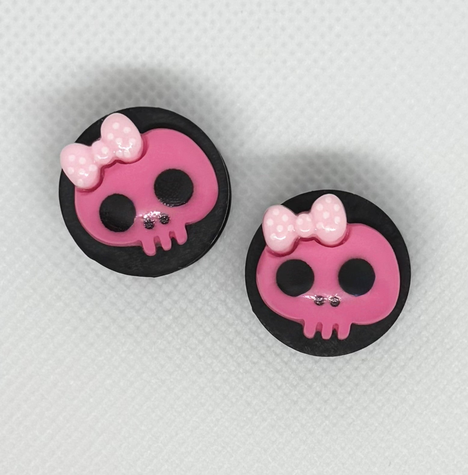 Hot Pink Girlie Skull Ear Plugs